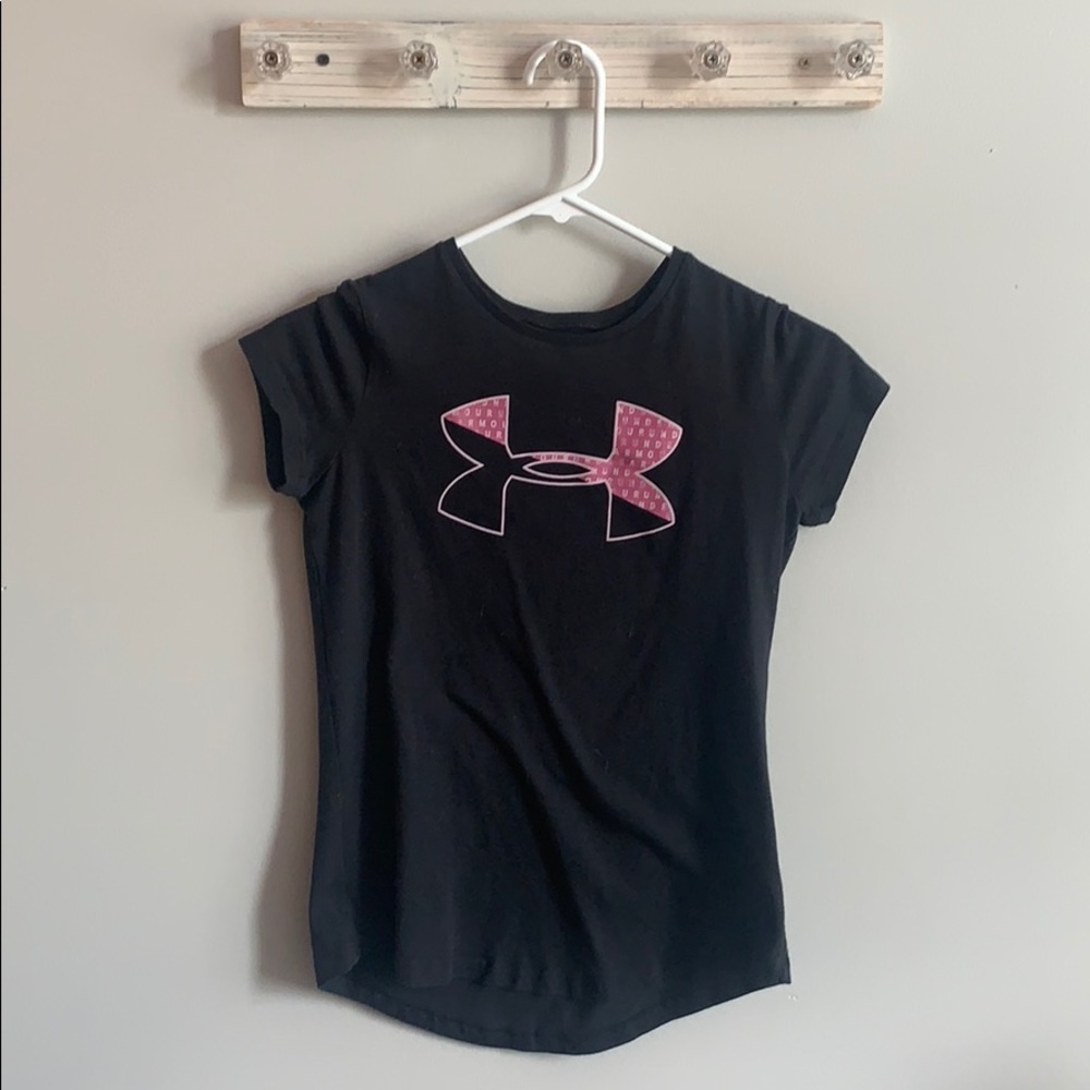 Girls size L black and pink under armour shirt